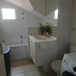 Malibu Village Apartman *