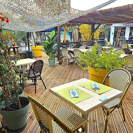 Malibu Village Apartman