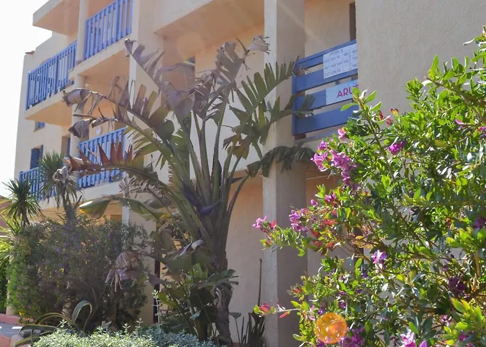 Lägenhet Malibu Village